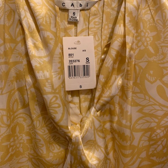 NWT Sleeveless Silk Blouse lemon leaf print (size S) - Picture 3 of 3